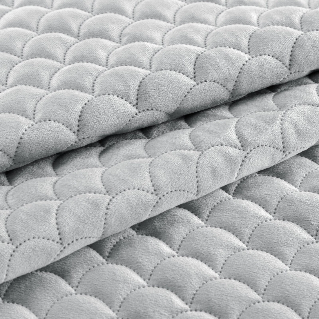 Prehoz 170x210 cm s motívom rybej šupiny, strieborný