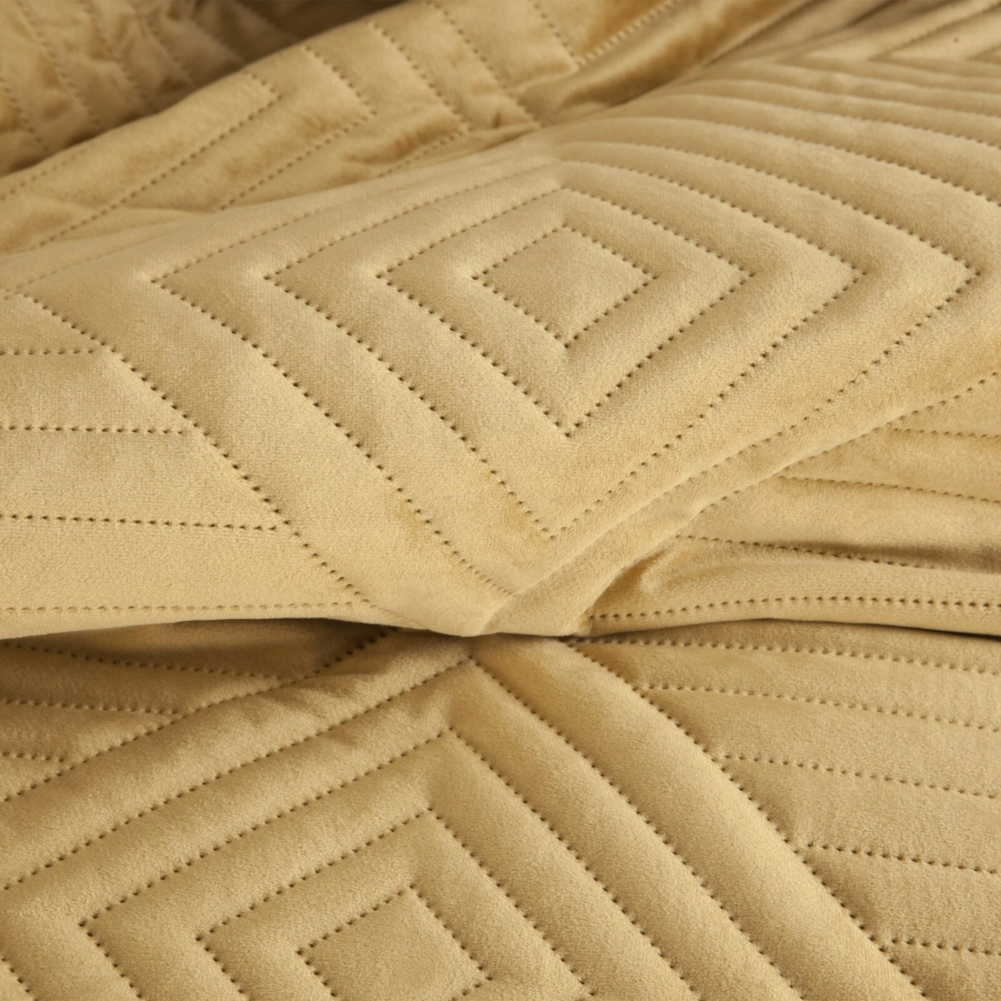 Prehoz 220x240 cm s geometrickým vzorom, medový