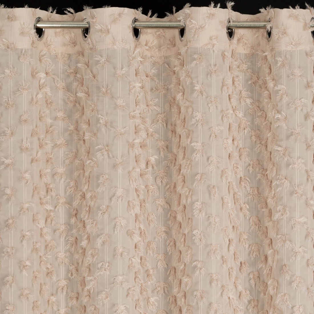 Záves 135x250 cm béžový šifónový na kovové krúžky AURELIA Eva Minge