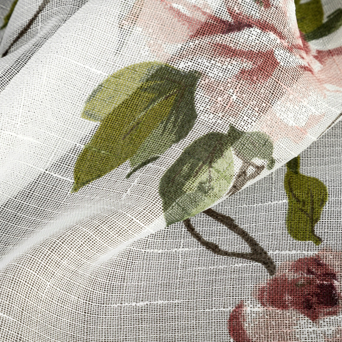 Záves 135x250 cm biely ružový na kovové krúžky RUTH