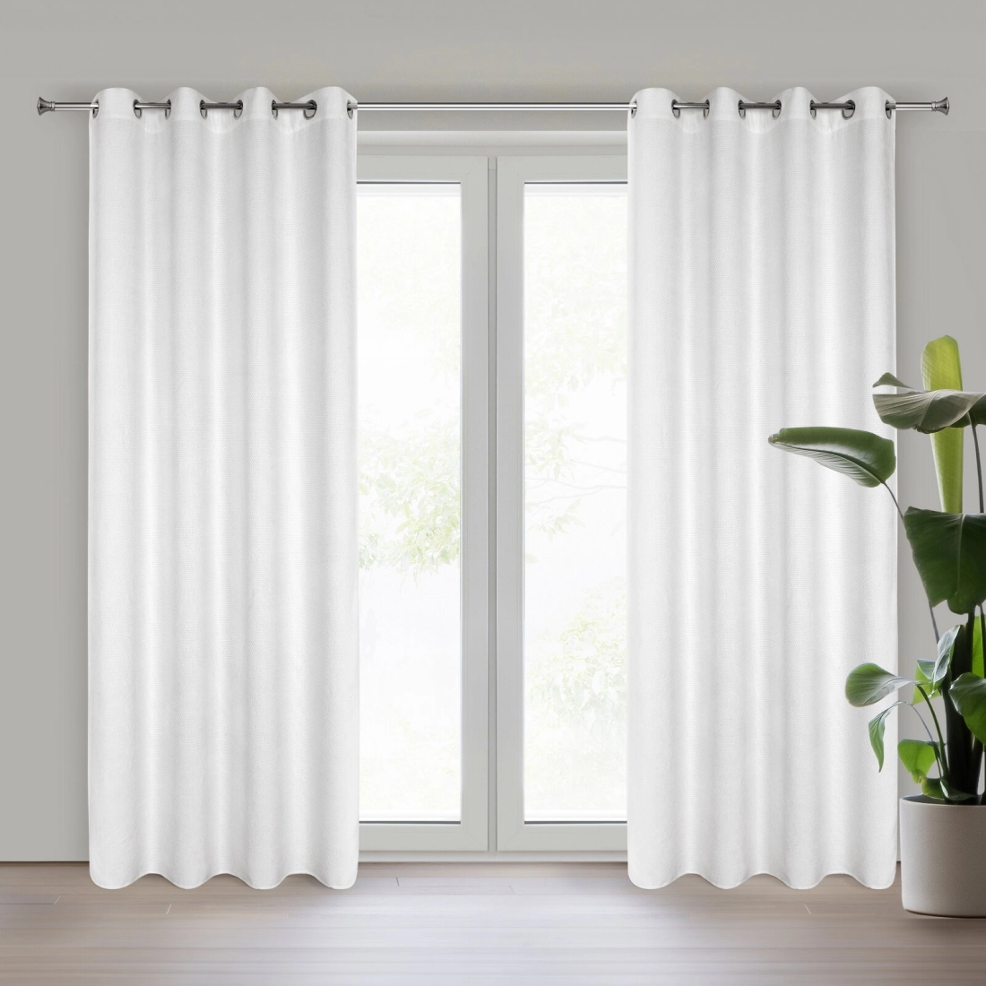 Záves 135x250 cm biely zamatový na kovové krúžky ALETA