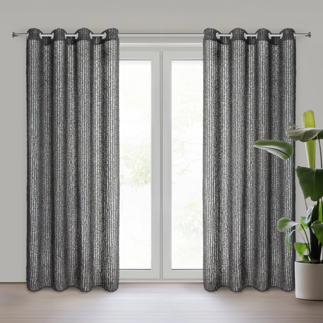 Záves 135x250 cm čierny šifónový na kovové krúžky SELMA Eva Minge