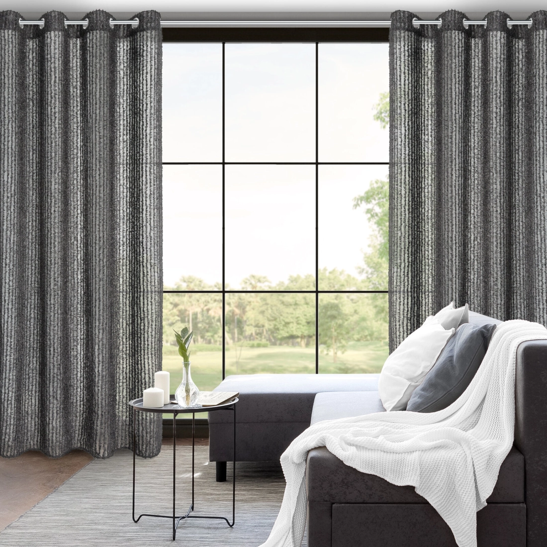 Záves 135x250 cm čierny šifónový na kovové krúžky SELMA Eva Minge