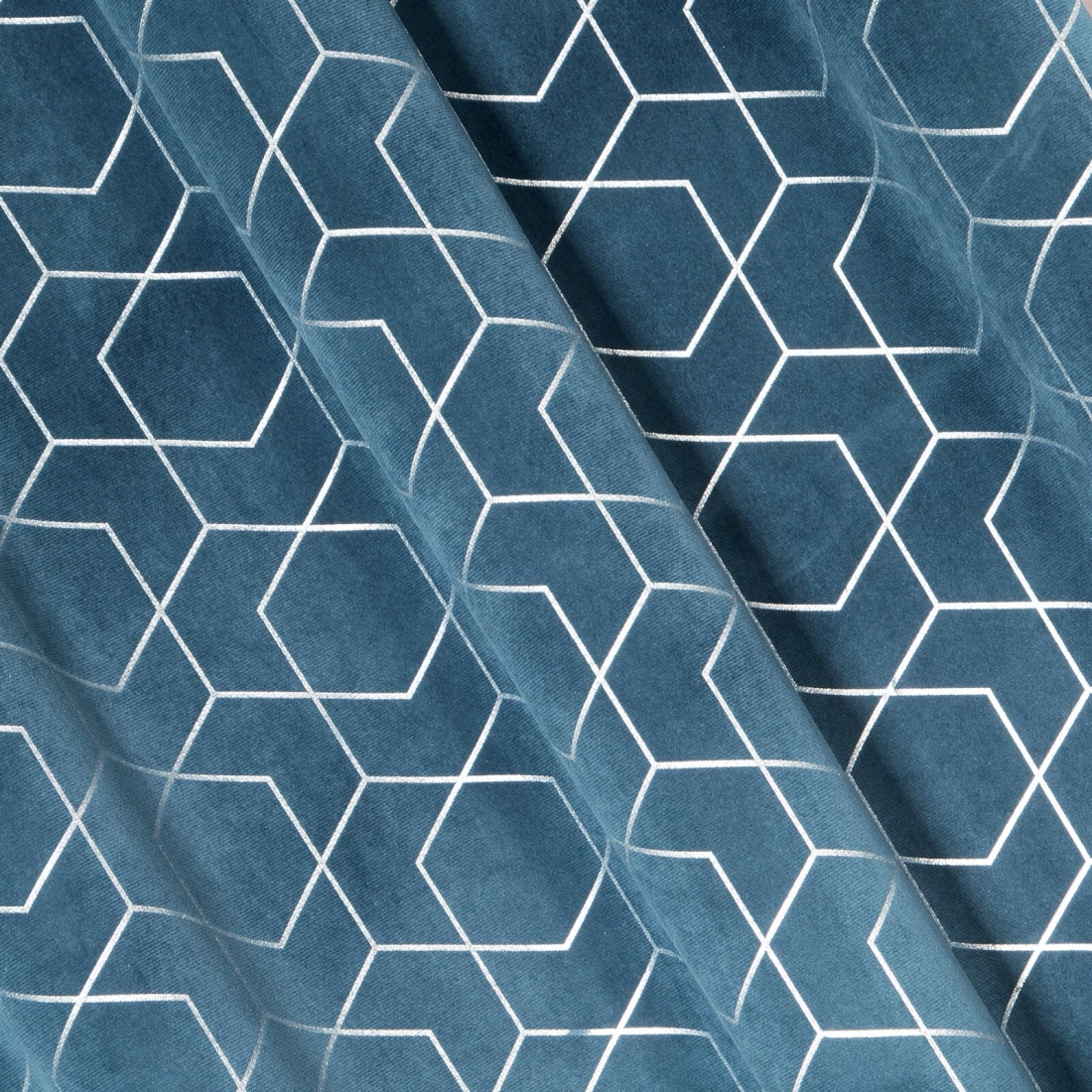 Záves 135x250 cm zamatový granátový, strieborný na kovové krúžky MANDI