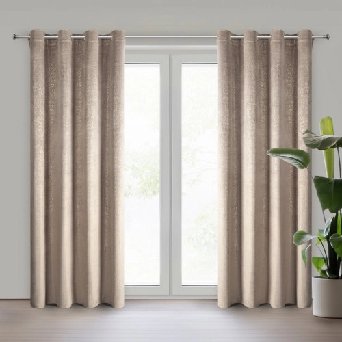 Záves 135x250 cm zamatový hnedo zlatý na kovové krúžky BETHY