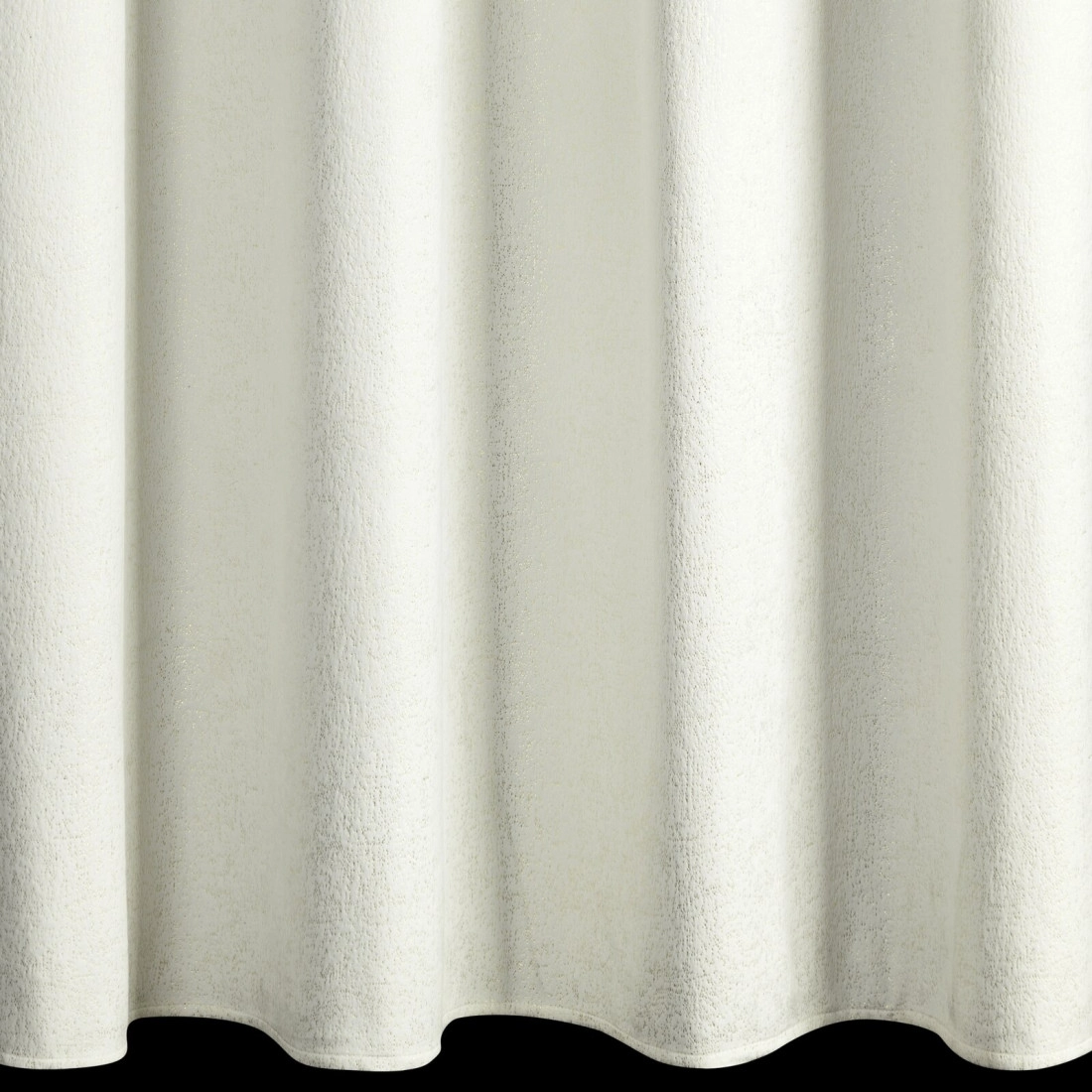 Záves 135x250 cm zamatový krémový zlatý na kovové krúžky BETHY