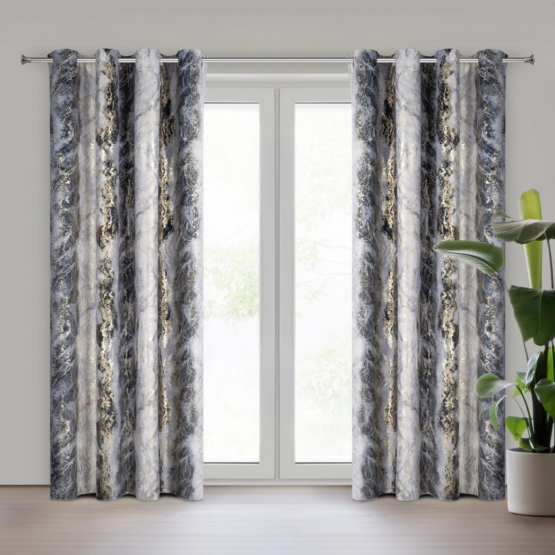 Záves 135x250 cm zamatový oceľový a šampanský na kovové krúžky SOFI