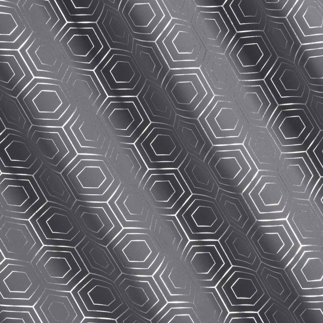 Záves 135x250 cm zatemňovací grafitový so striebornou geometrickou potlačou na kovové krúžky