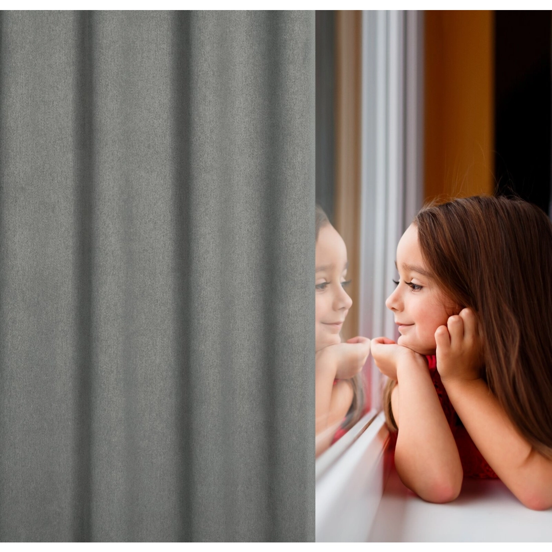 Záves 135x250 cm zatemňujúci sivý na kovové krúžky CARLO