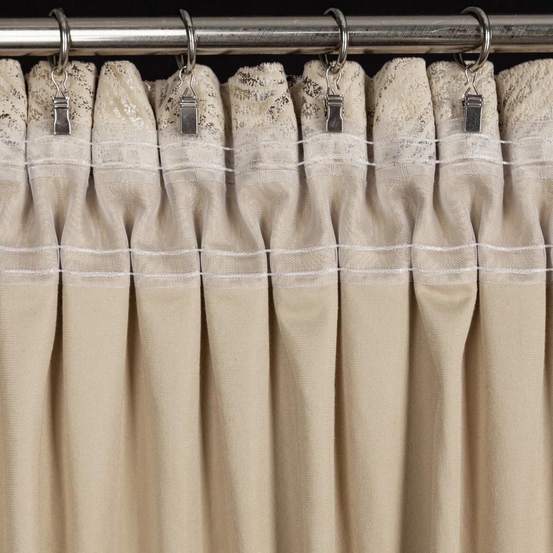 Záves 135x270 cm zamatový béžový šampanský taśma/tunel/žabki TULIA