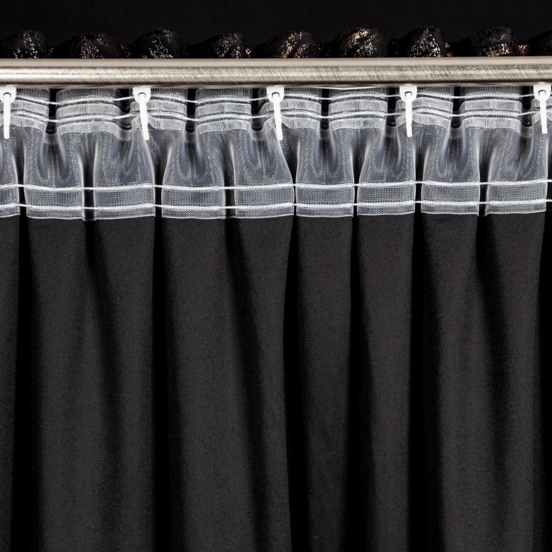 Záves 135x270 cm zamatový čierno šampanský na riasiacu pásku TULIA