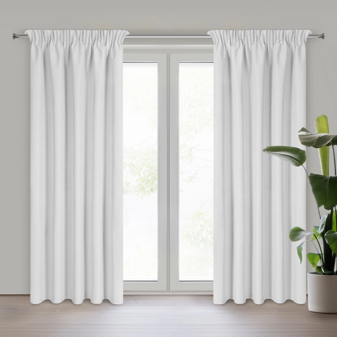 Záves 135x270 cm zatemňujúci strieborný na riasiacu pásku SUZAN