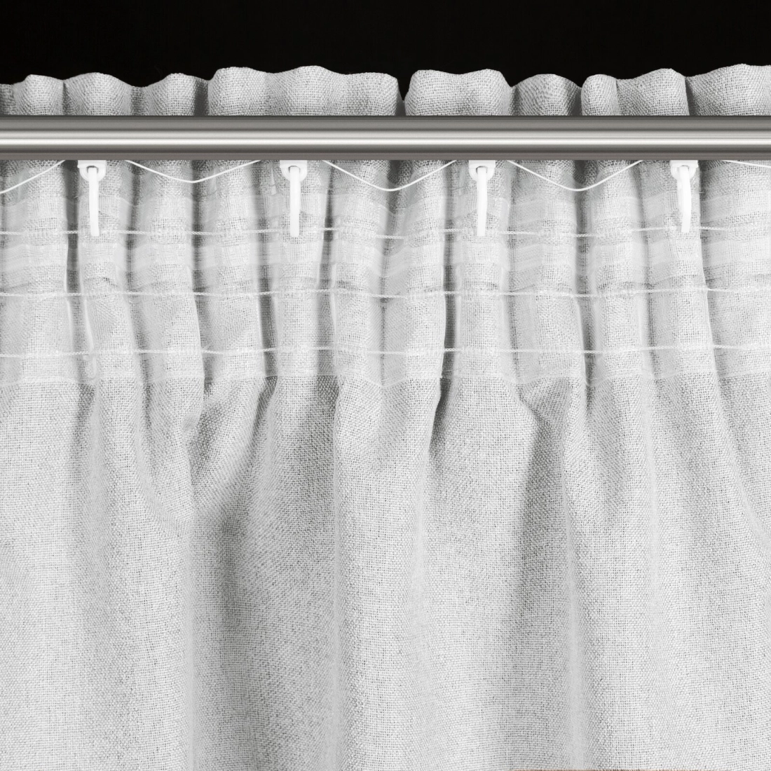 Záves 135x270 cm zatemňujúci strieborný na riasiacu pásku SUZAN