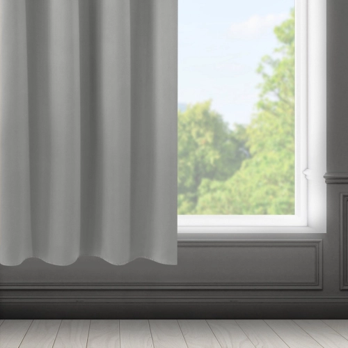 Záves 140x175 cm sivý zatemňujúci matný na kovové krúžky LOGAN