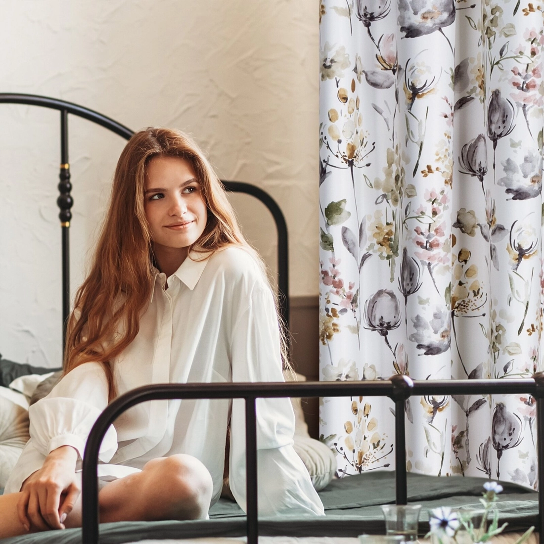 Záves 140x250 cm bielo-olivový na kovové krúžky ZOJA