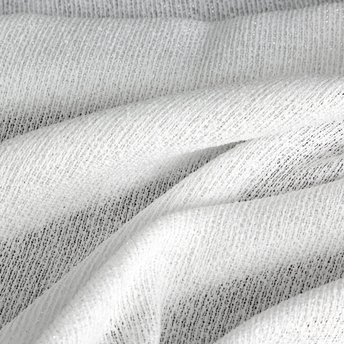 Závěs 140x250 cm bílostříbrný na kovové kroužky ESSI