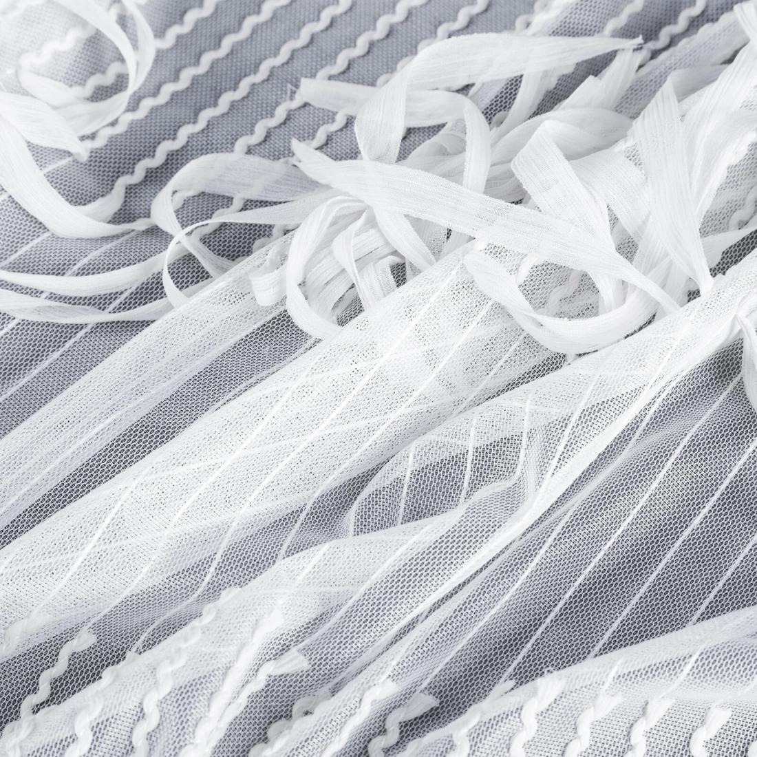 Záves 140x250 cm biely na kovové krúžky SOTERA Eva Minge