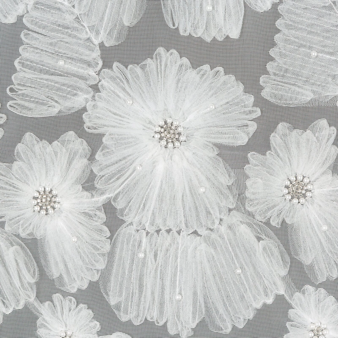 Záves 140x250 cm biely zo sieťoviny na kovové krúžky JASMIN Eva Minge