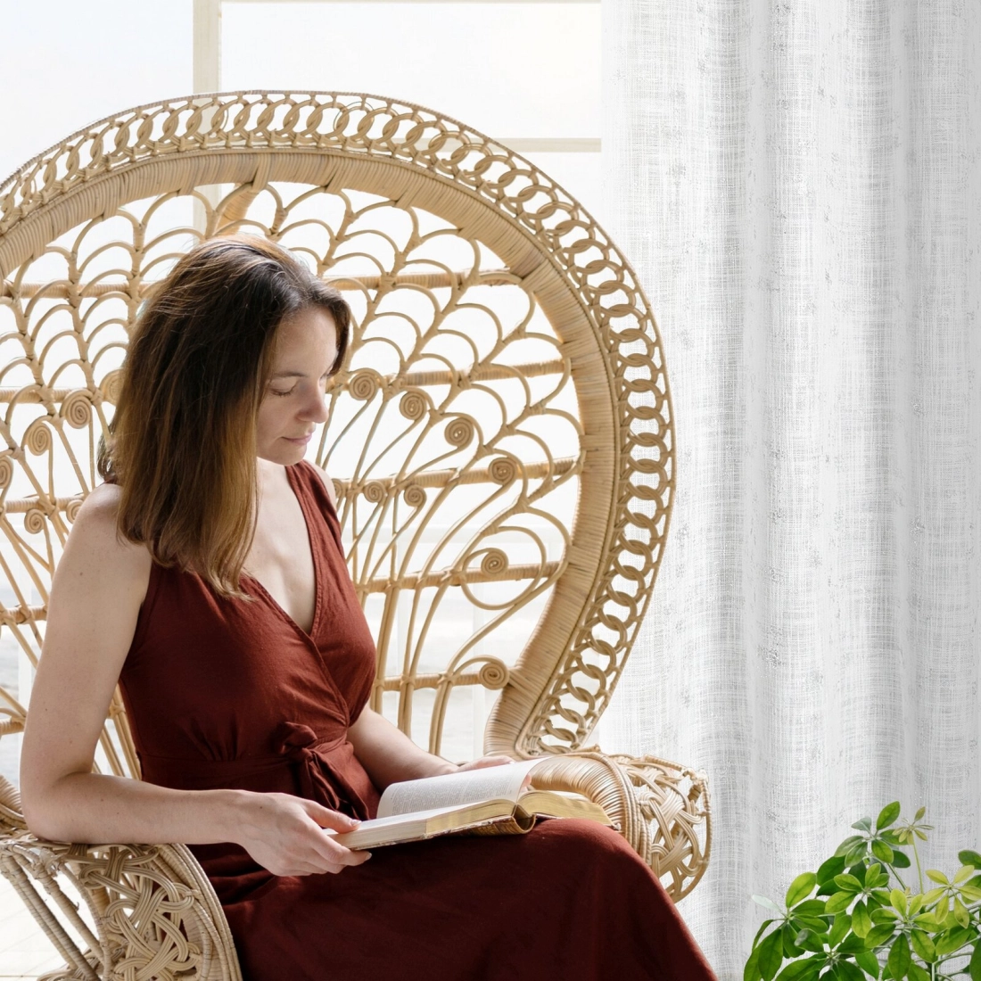 Závěs 140x250 cm krémový stříbřitý na kovové kroužky SOLANA