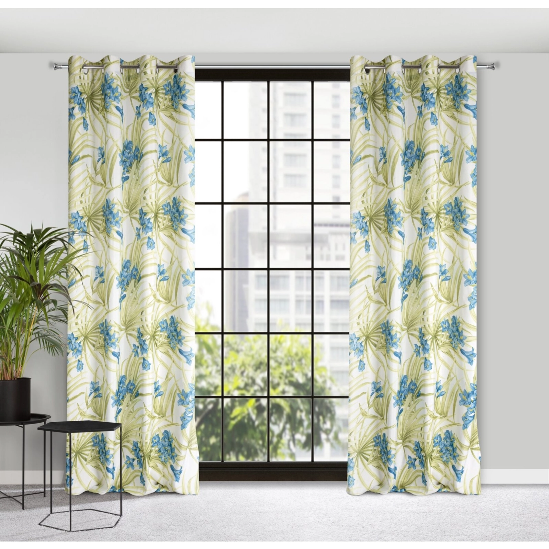 Záves 140x250 cm matný biely modré kvety na kovové krúžky MARI