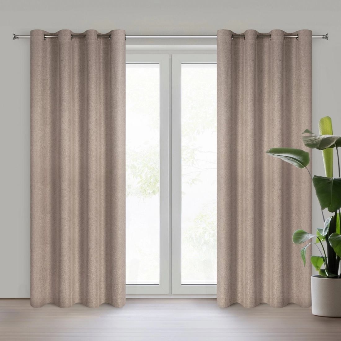 Záves 140x250 cm matný hnedý na kovové krúžky ADELINA