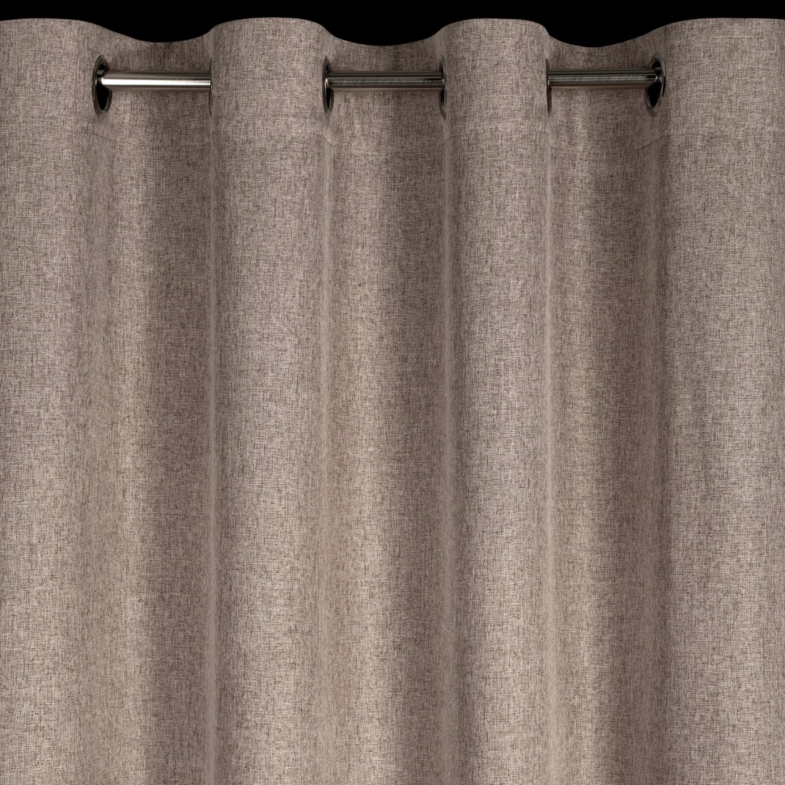 Záves 140x250 cm matný hnedý na kovové krúžky ADELINA