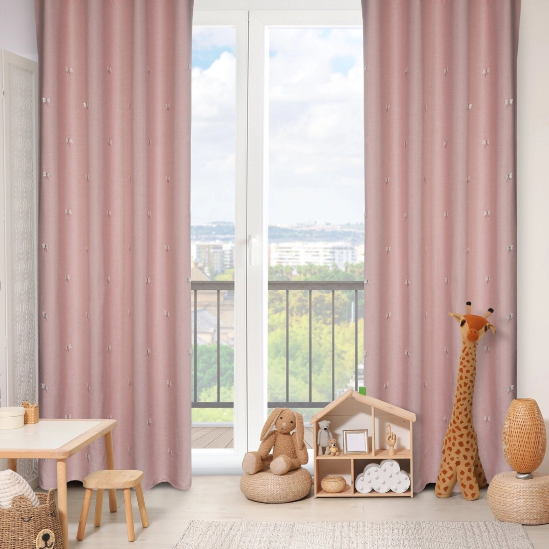 Záves 140x250 cm matný ružový na kovové krúžky WENDY