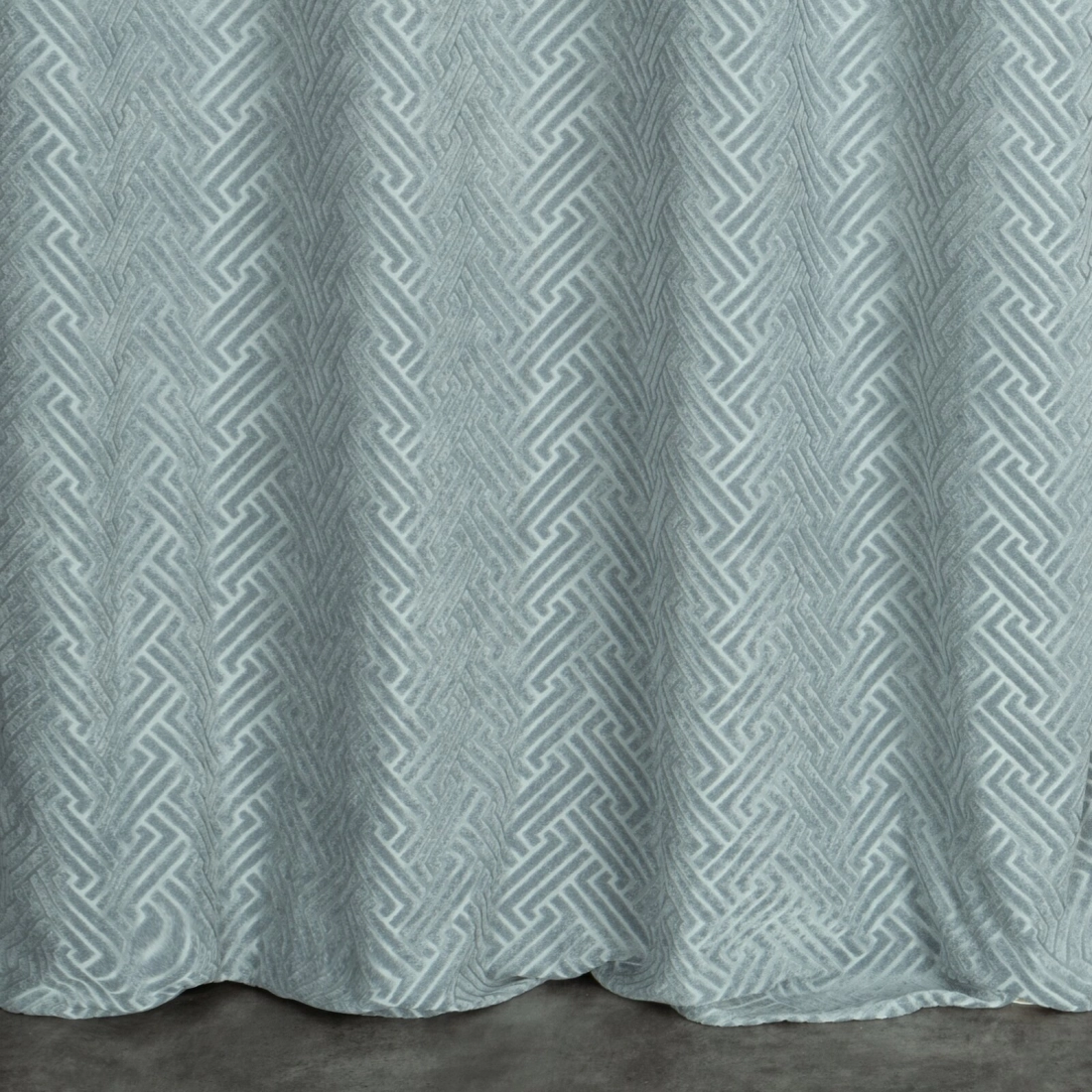 Záves 140x250 cm matný zamatový oceľový na kovové krúžky ISLA