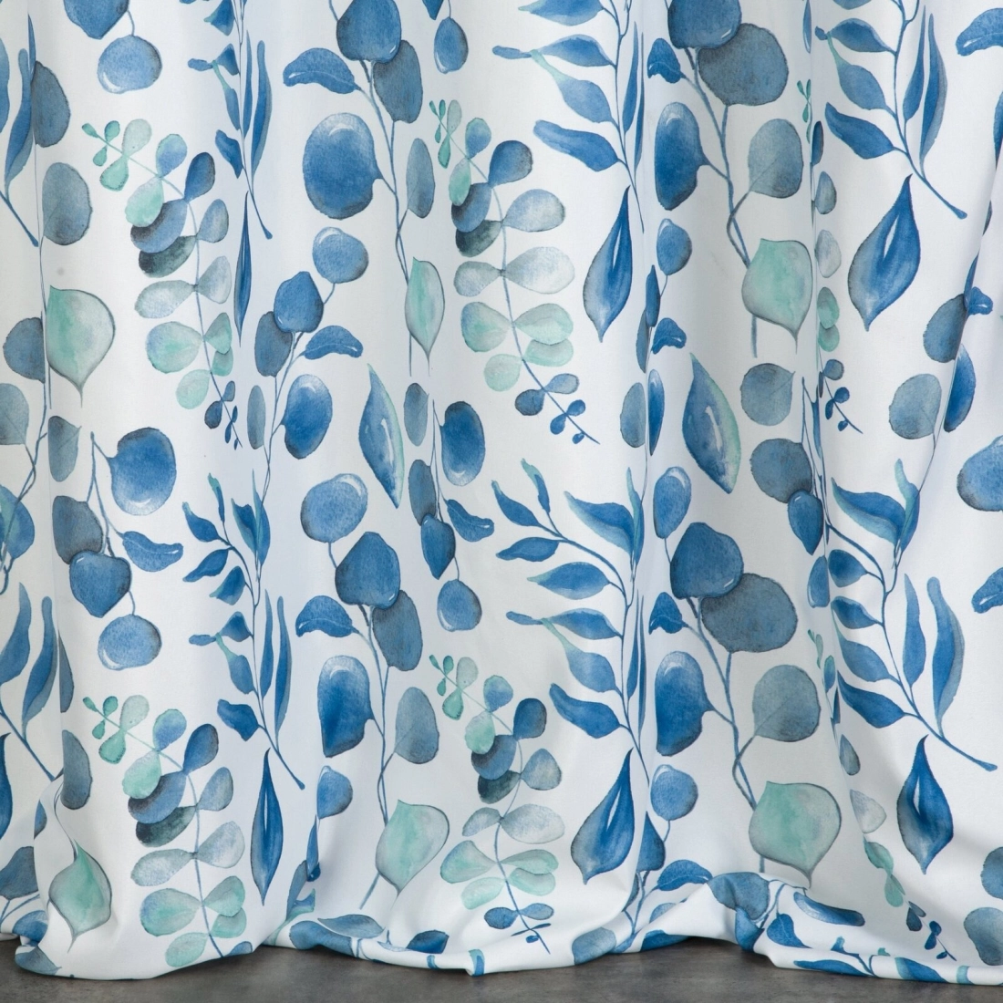 Záves 140x250 cm mikrovláknový biely, modrý na kovové krúžky ROSALI