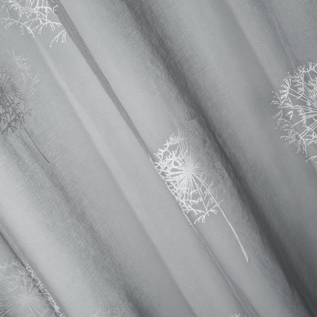 Záves 140x250 cm polyester sivobiely s motívom púpav na kovové krúžky SABINE