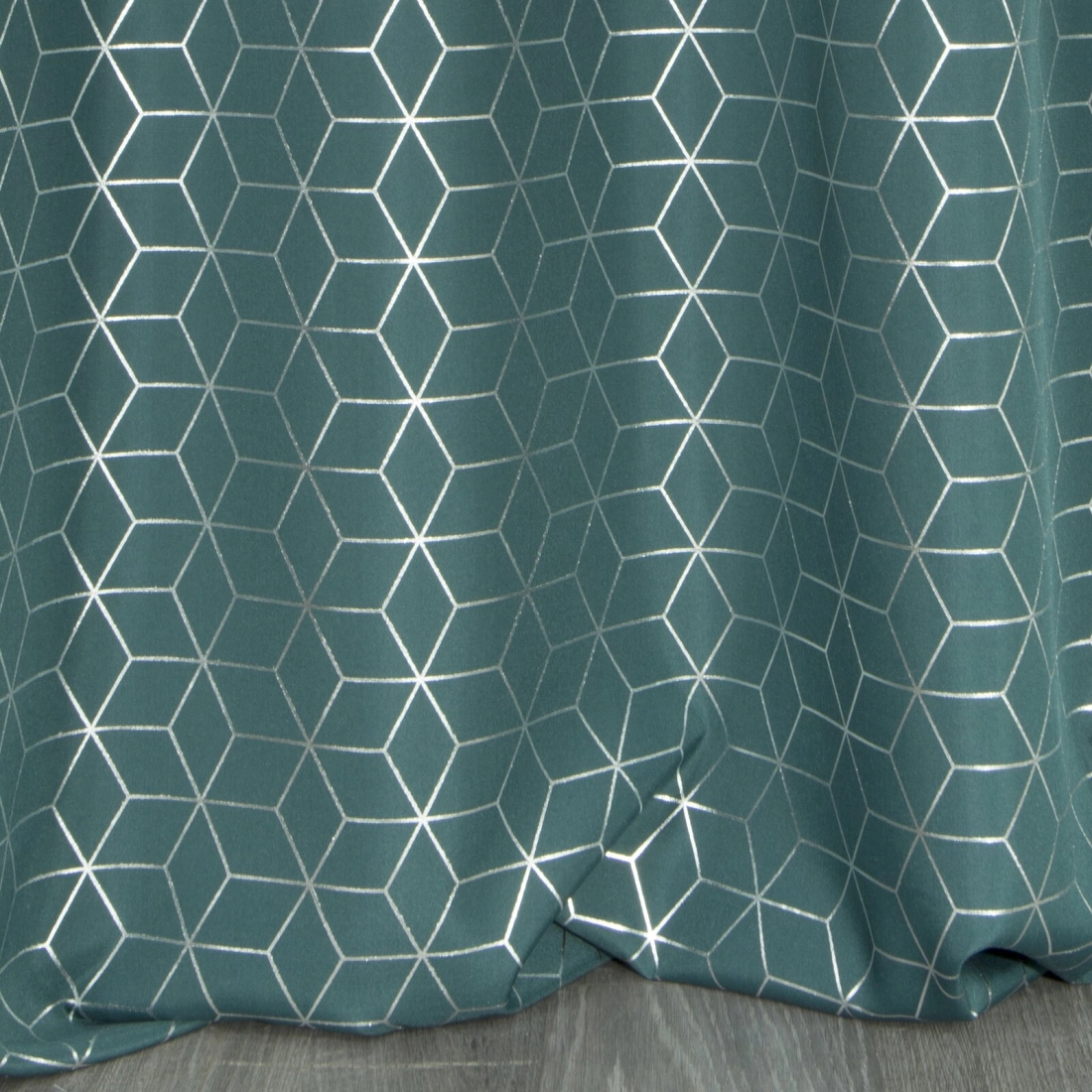 Závěs 140 × 250 cm polyester tmavě tyrkysový/stříbrný na kovových kroužcích CUBE