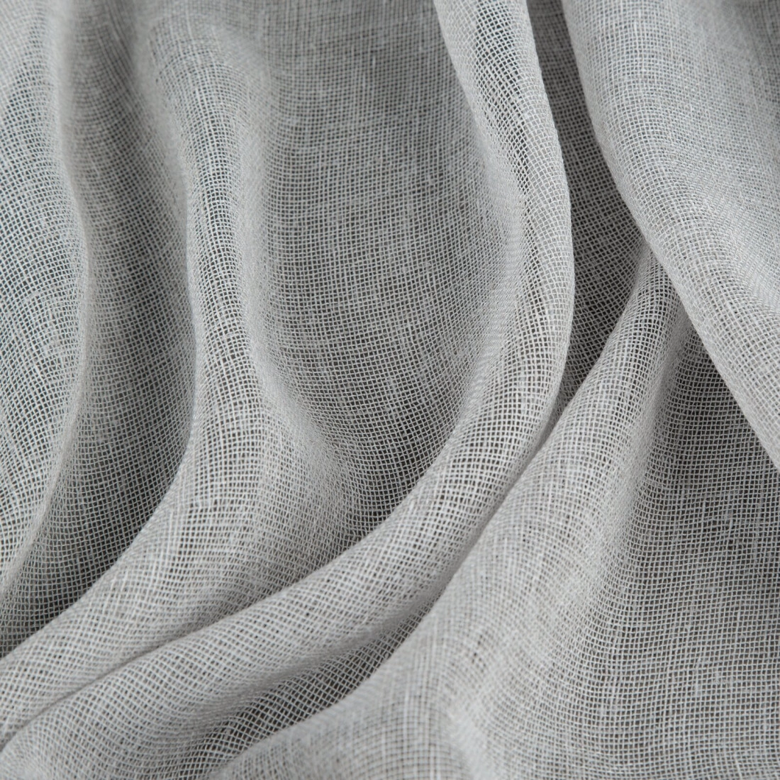 Záves 140x250 cm polyestru strieborný na kovové krúžky ANGELIKA