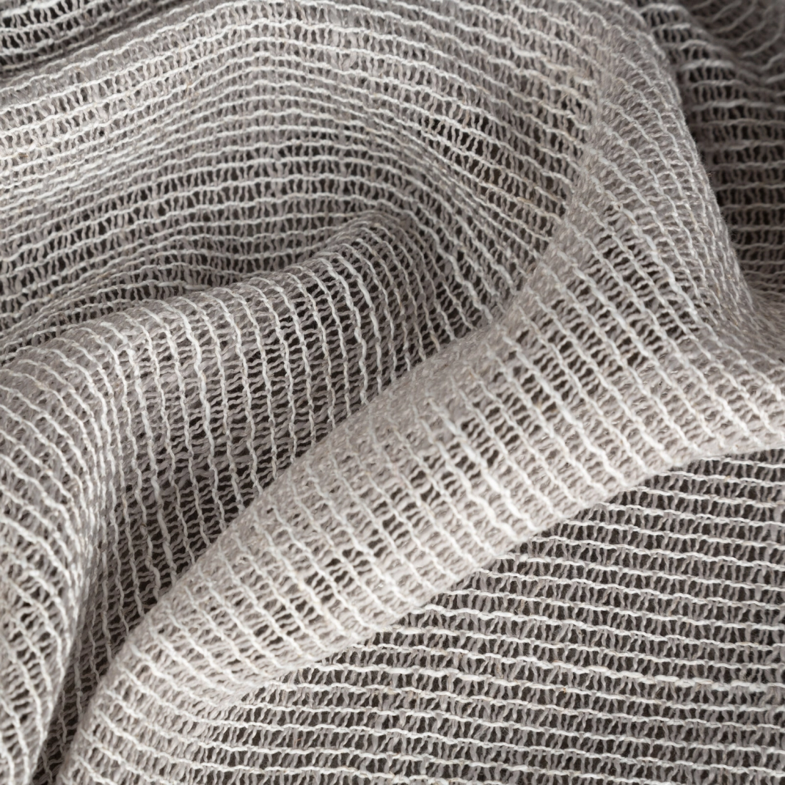 Závěs 140 x 250 cm šedý na kovových kroužcích NEL