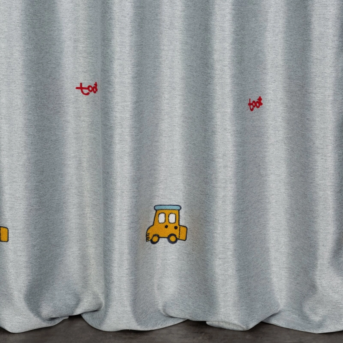 Záves 140x250 cm strieborno-modrý na kovové krúžky ALVIN