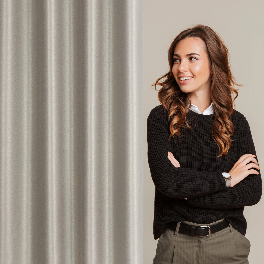 Závěs 140x250 cm tmavě béžový na kovové kroužky SELINA