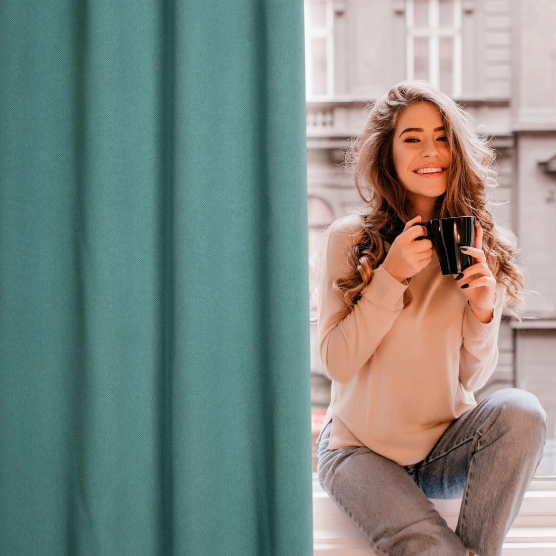 Zatemňovací závěs 140 × 250 cm, tyrkysový, na kovových kroužcích AMARO