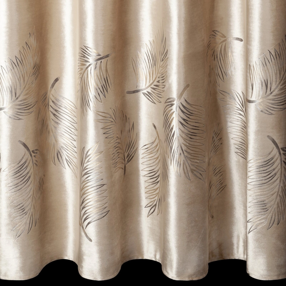 Závěs 140x250 cm sametový béžovo-zlatý na kovové kroužky IDALIA