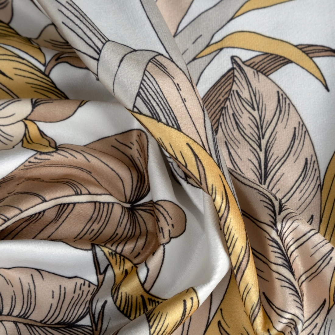 Záves 140x250 cm zamatový béžový, biely na kovové krúžky BARI - Design 91