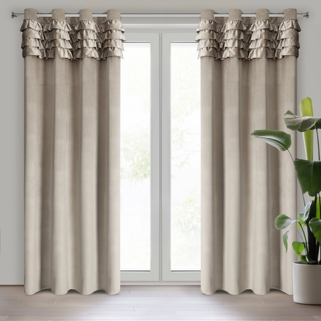 Záves 140x250 cm zamatový béžový na kovové krúžky ERIN