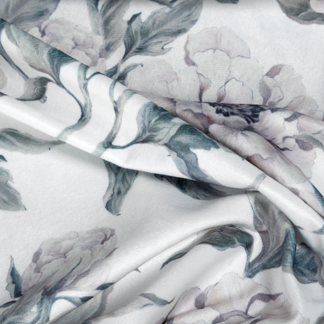 Záves 140x250 cm zamatový bielo ružový na kovové krúžky BEVERLY