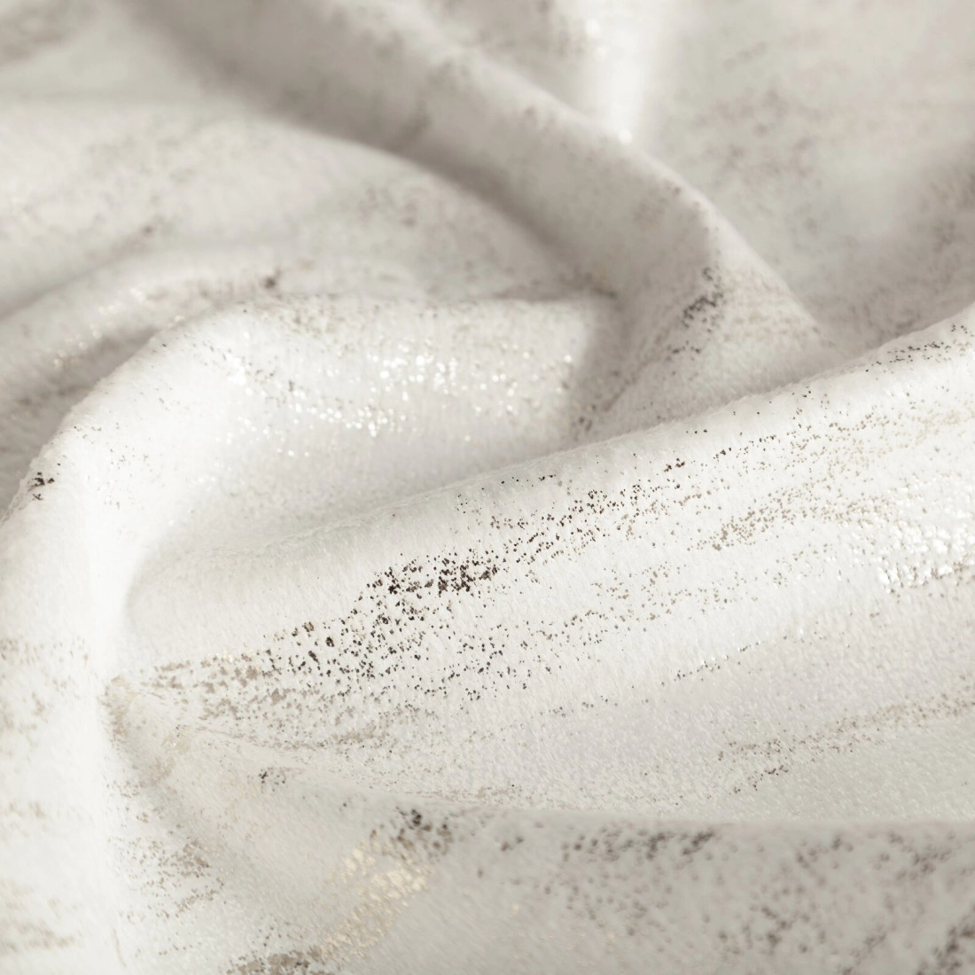 Záves 140x250 cm zamatový bielo zlatý na kovové krúžky ARNITA