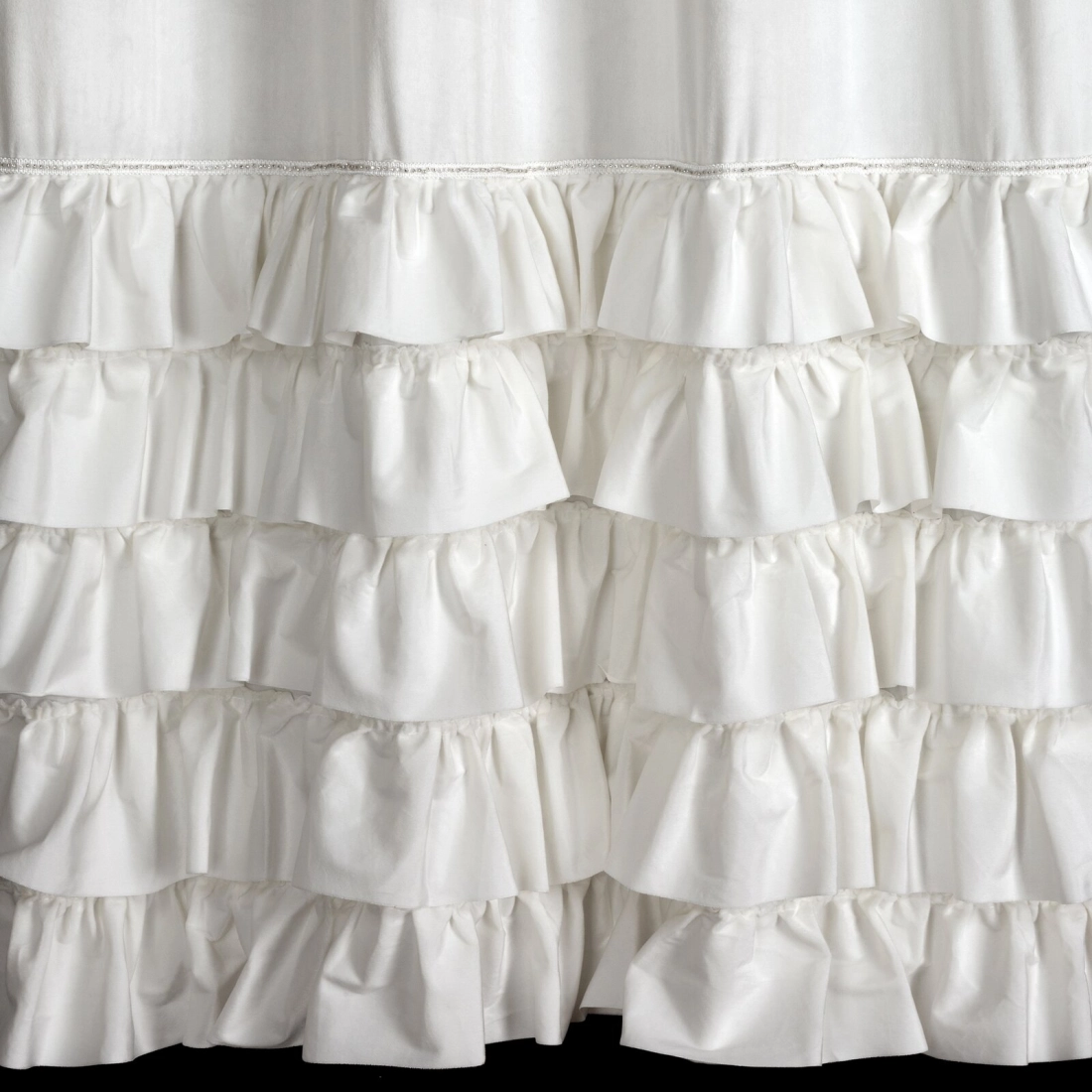 Záves 140x250 cm zamatový biely na kovové krúžky CARLI