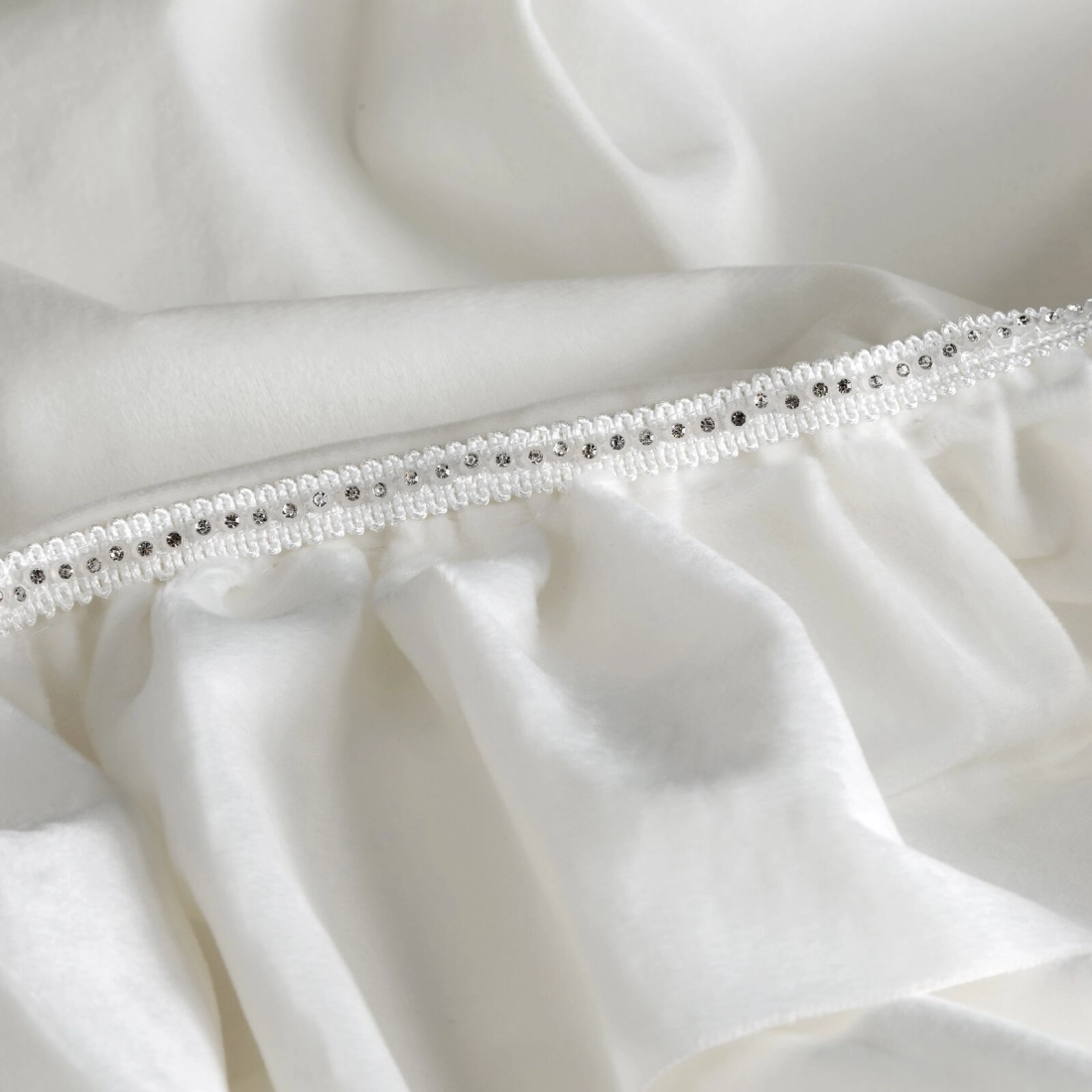 Záves 140x250 cm zamatový biely na riasiacu pásku CARLI