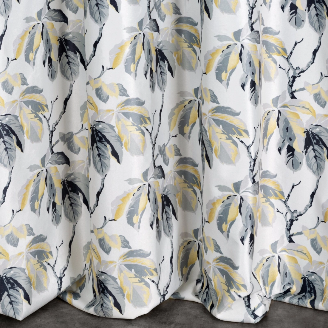 Záves 140x250 cm zamatový biely, sivý na kovové krúžky MELISA