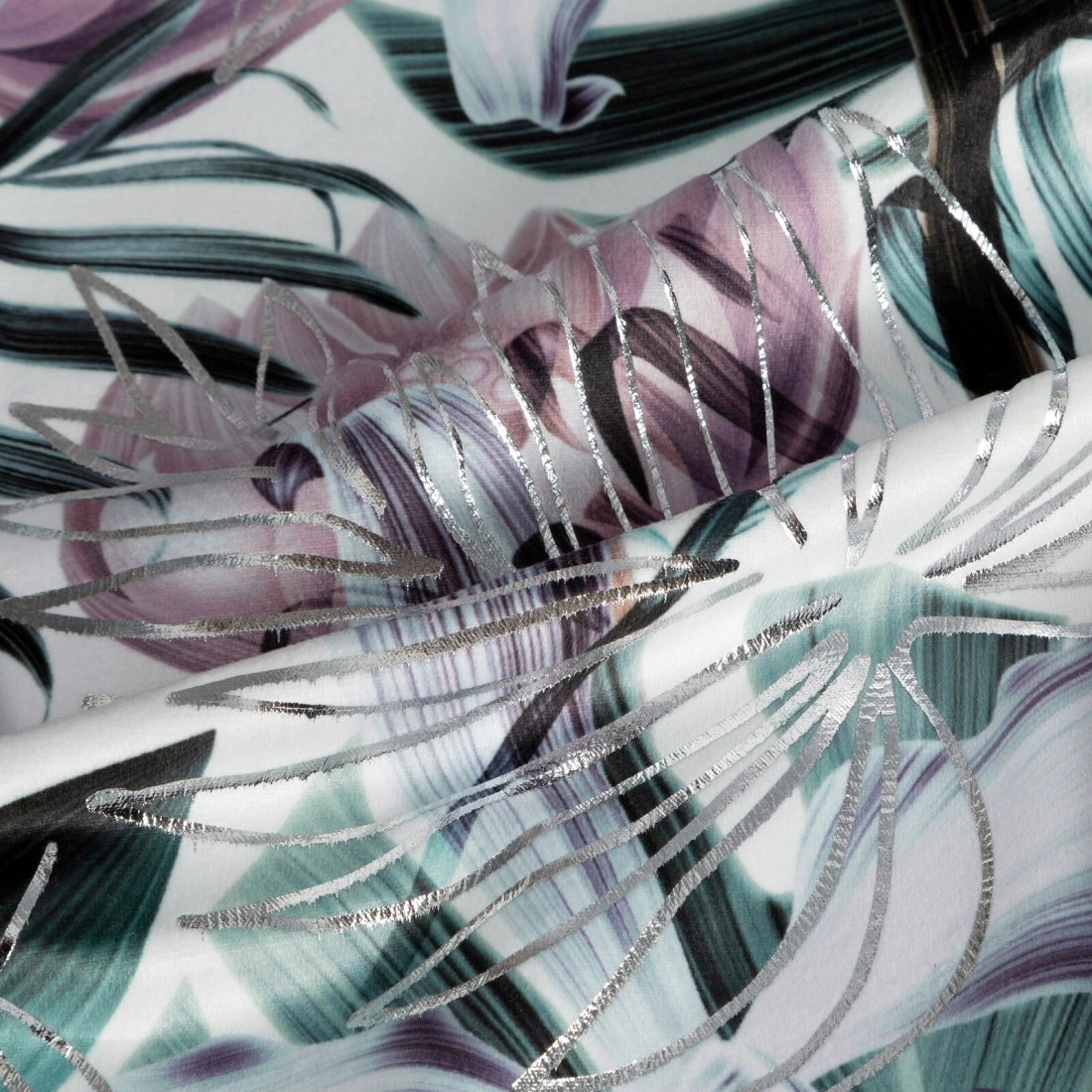 Záves 140x250 cm zamatový biely strieborný na kovové krúžky MALIBU