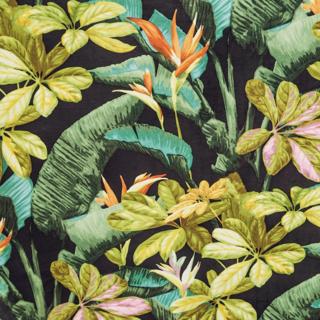 Záves 140x250 cm zamatový čierno-zelený na kovové krúžky LIVY