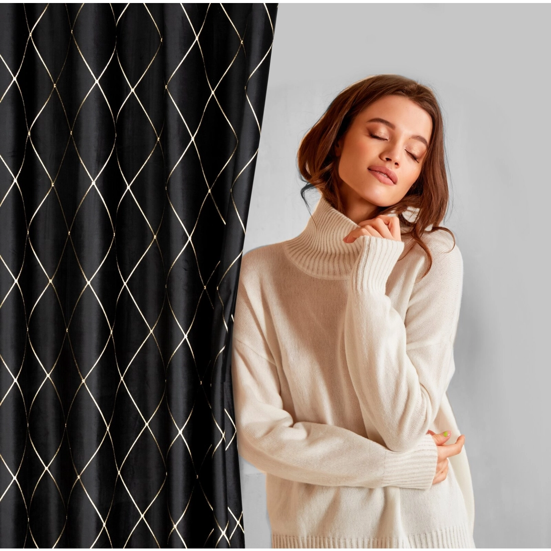 Záves 140x250 cm zamatový čierno zlatý na kovové krúžky MARGO Pierre Cardin