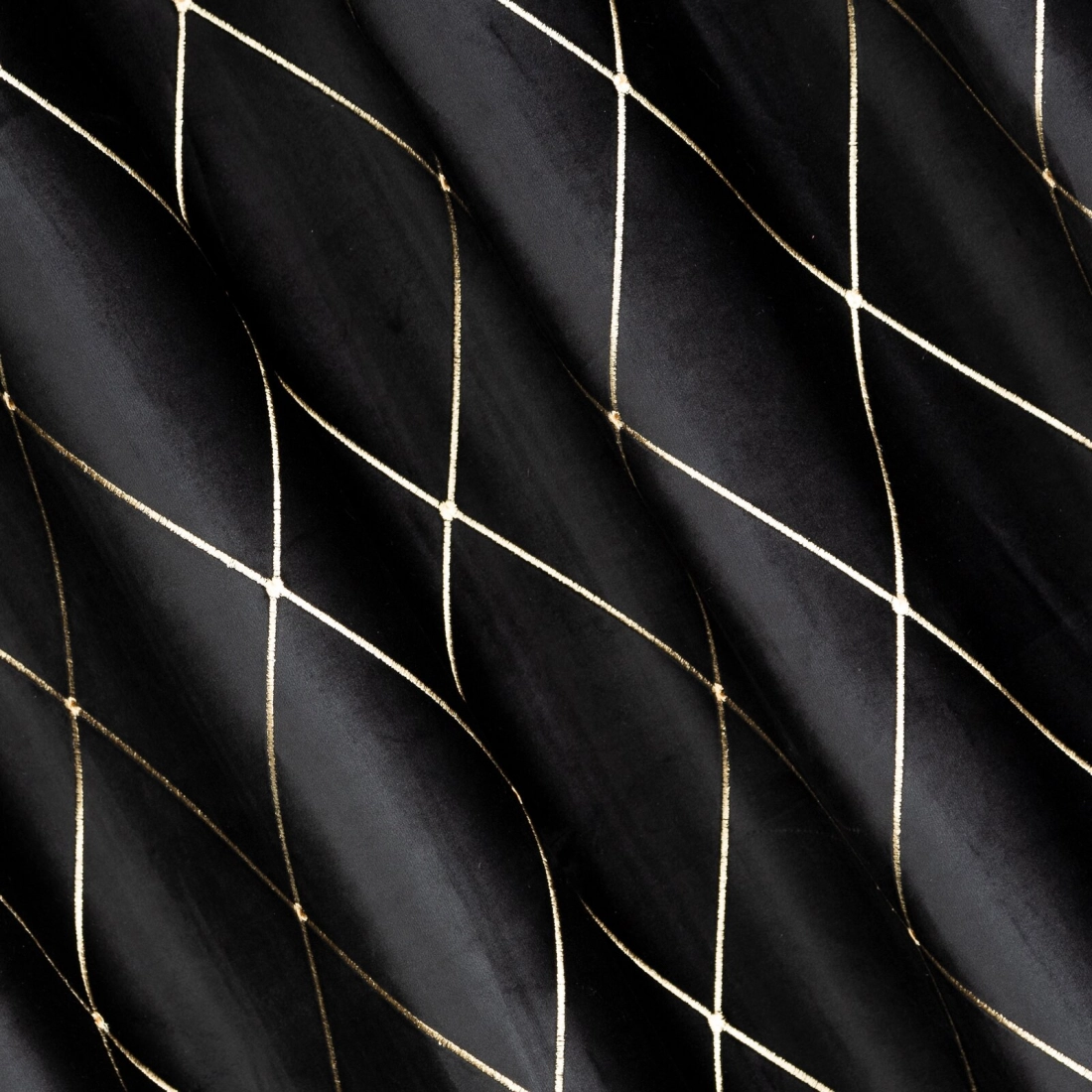 Záves 140x250 cm zamatový čierno zlatý na kovové krúžky MARGO Pierre Cardin