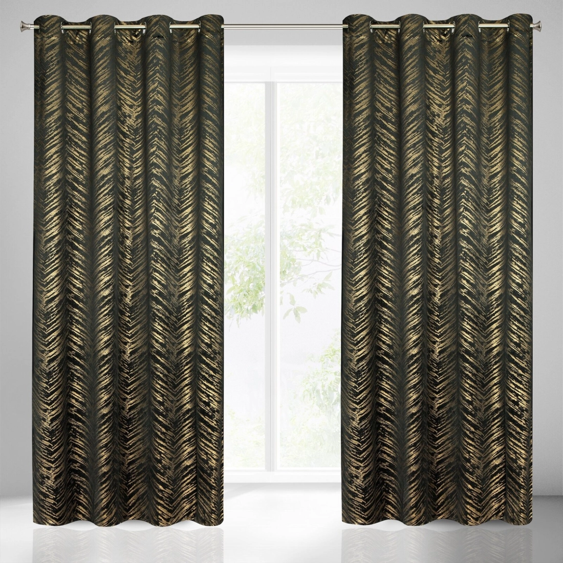 Záves 140x250 cm zamatový čierno-zlatý na kovové krúžky SARA