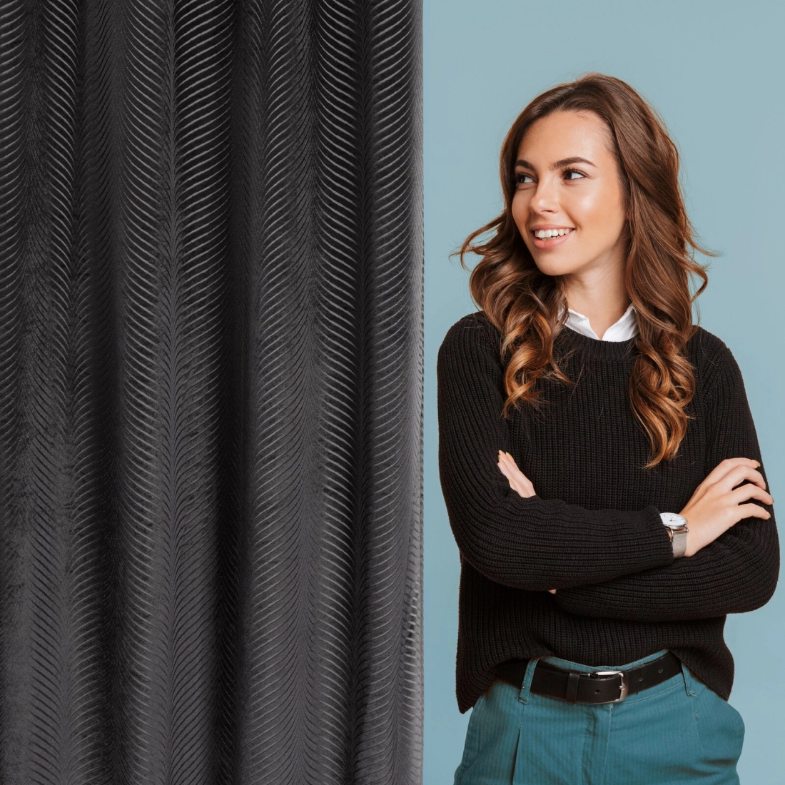 Záves 140x250 cm zamatový čierny na kovové krúžky LUSSI